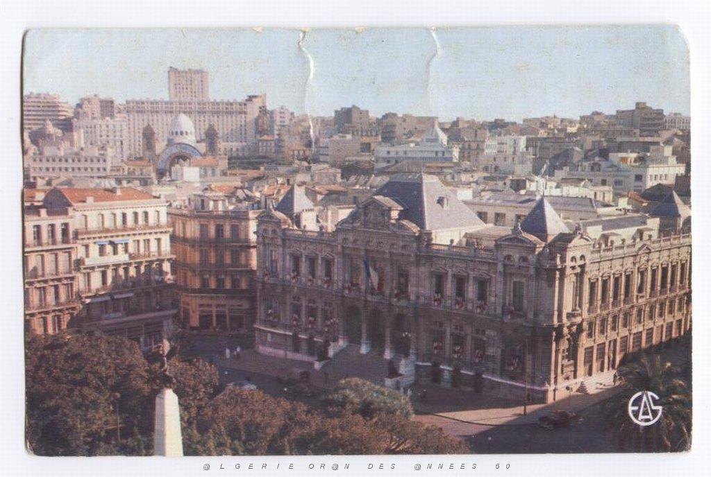 ORAN L HOTEL DE VILLE.jpg